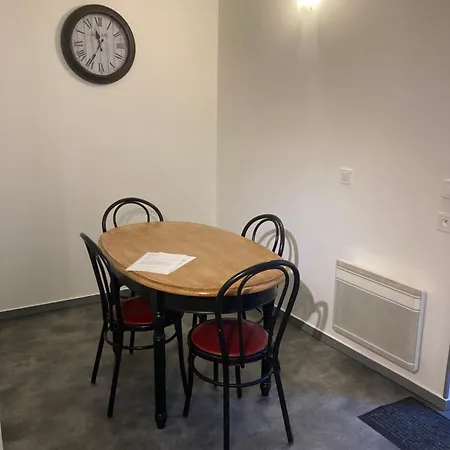 3 T2 Calme Pour 2 Pers, Parking Prive Poitiers